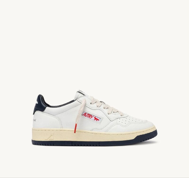 Autry Sneakers basse con logo Autry X Maison Kitsuné