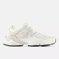 New Balance 9060 — Bianco / Sea Salt