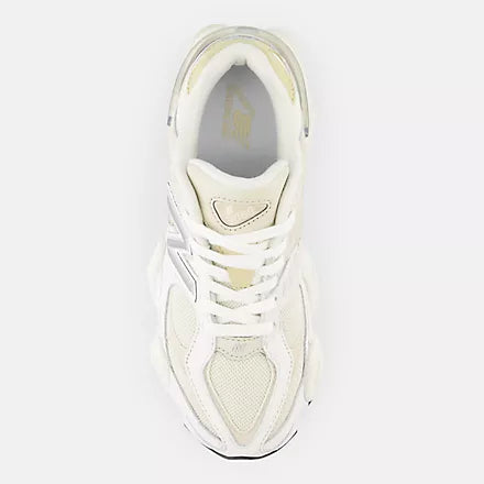New Balance 9060 — Bianco / Sea Salt