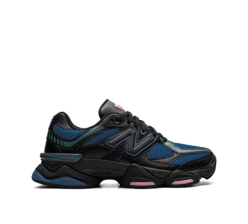 New Balance 9060 — Nero / Blu Electric