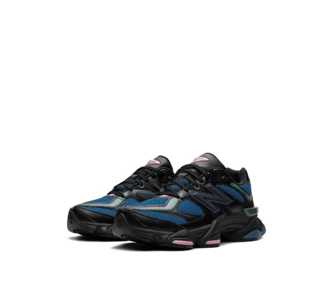 New Balance 9060 — Nero / Blu Electric