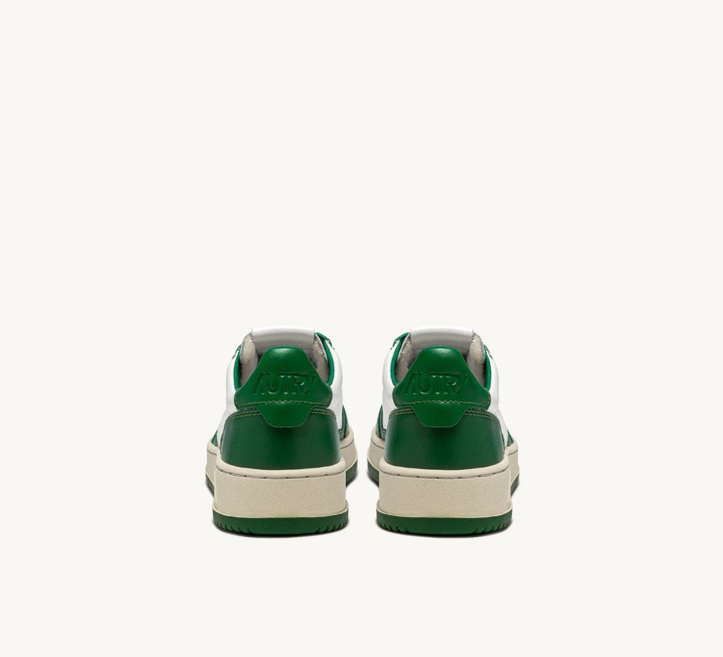 MEDALIST SNEAKERS