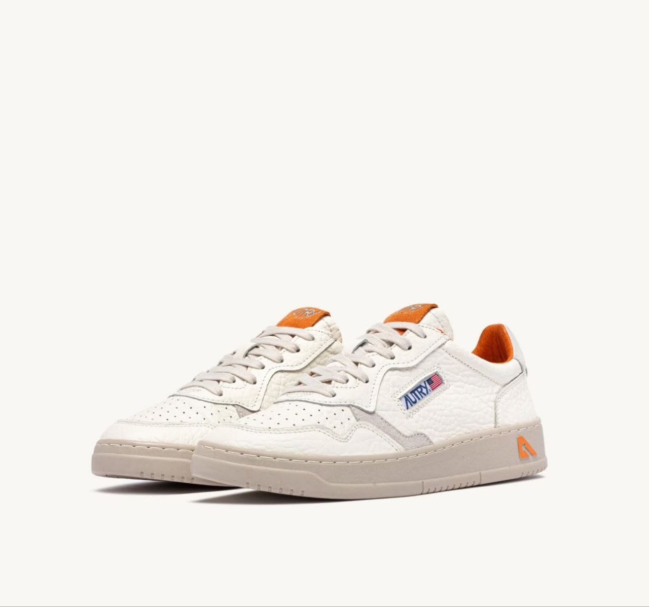 AUTRY SNEAKERS SNEAKERS MEDALIST LOW IN PELLE SAND E PUMPKIN