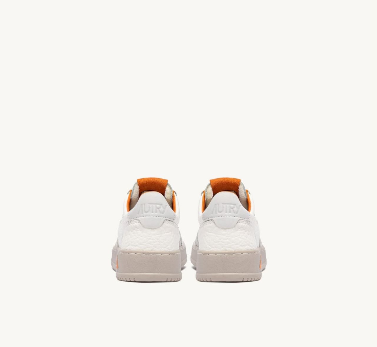 AUTRY SNEAKERS SNEAKERS MEDALIST LOW IN PELLE SAND E PUMPKIN