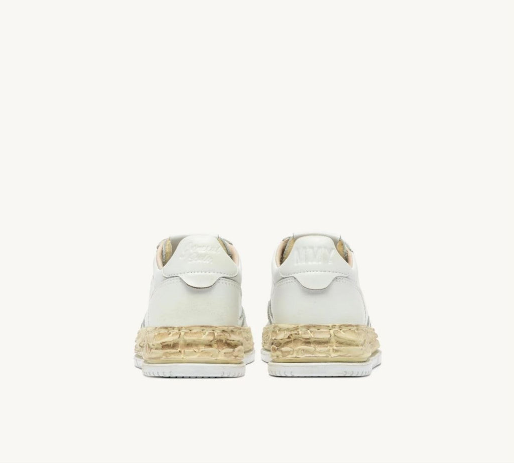 AUTRY Medalist Low Aged – White Beige
